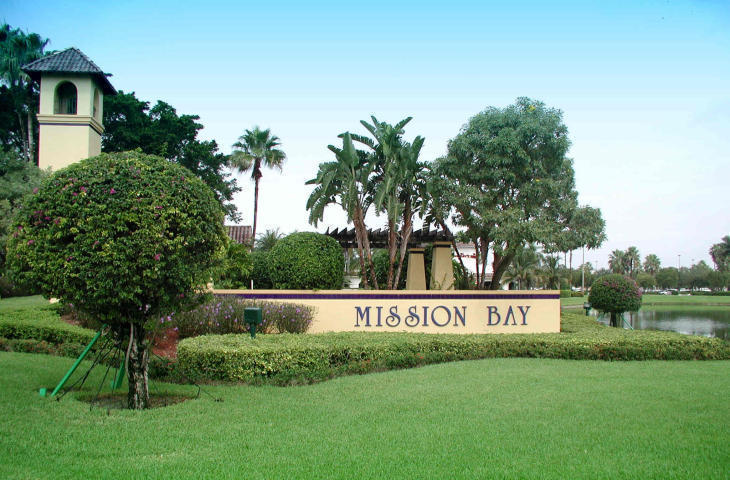 Boca Raton - FL - Mission Bay Plaza